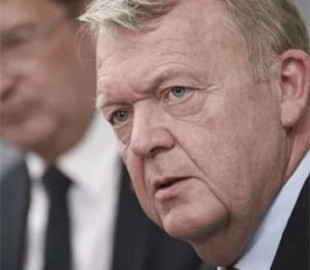 У Данії заявили, що діалог із Трампом має перейти з Truth Social до кімнати для переговорів