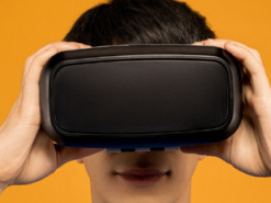 Жителя Південної Кореї посадили до в'язниці через домагання у віртуальній реальності