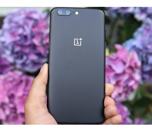 OnePlus 5 получил сканер лица в новой бета-версии Oxygen OS 5.0