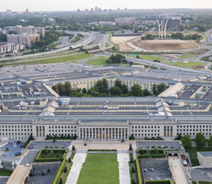 Пентагон використовуватиме ШІ-чатбот Grok Ілона Маска