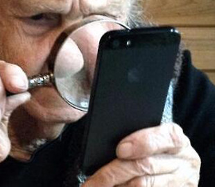 На «мобилки» для бабушек и дедушек понадобится $1,1 млрд - Бужанский