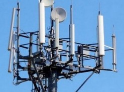 Негода у столиці: рятувальники кажуть, що з вишкою Київстар все гаразд