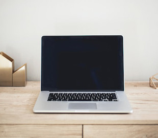 Топ-7 порад, щоб ноутбук довше не розряджався і тримав батарею без світла