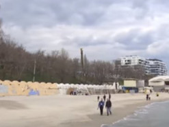 Украинцы создали забавные фотожабы на отдых в период коронавируса