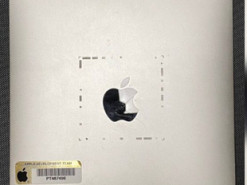 Опубликованы фотографии прототипа первого iPad с секретными настройками