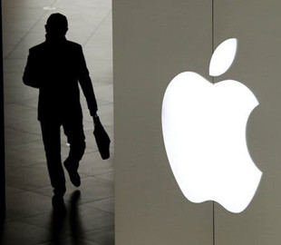 Apple заподозрили в прослушивании разговоров и голосовых команд пользователей
