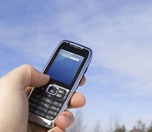 Жителей оккупированного Донецка предупредили о "деградации сервисов" мобильного "Феникса"