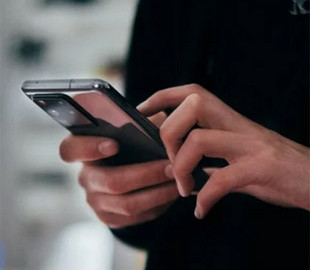 Телеком-регулятор не буде захищати абонентів від списання коштів за контент-послуги