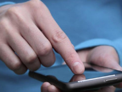 Українцям не рекомендують проводити тривалий час в смартфоні