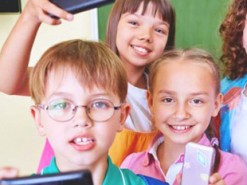 Как бороться со смартфонами в школах?