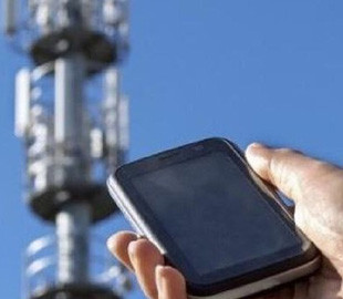 Понад 80 тисяч українців змінили мобільного оператора в лютому: від кого й куди переходять