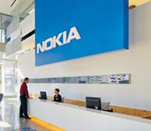 Nokia остается убыточной, а продажи падают