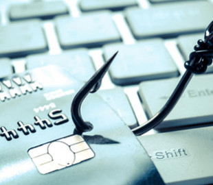 Інтернет-шахраї ошукали шістьох українців на 300 тисяч гривень