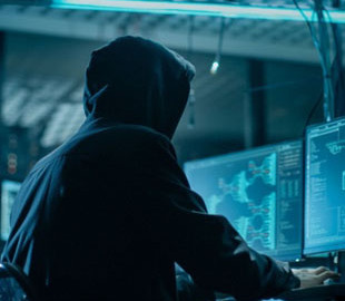 Російські хакери полюють в Україні за розслідуваннями воєнних злочинів