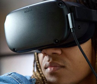 Facebook готовит к выпуску усовершенствованные VR-шлемы Oculus Quest