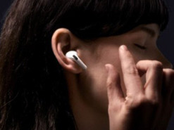 Apple разрабатывает новые способы управления наушниками AirPods