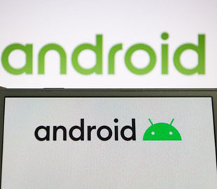 Эксперт назвал смартфоны, на которые надо ставить антивирус