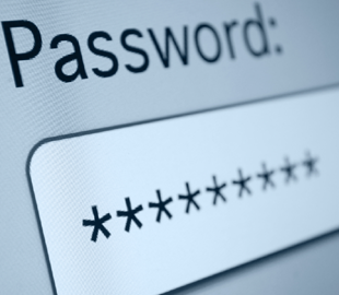 Сотни тысяч человек пользуются уже украденными паролями