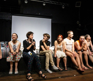 У Нідерландах українка, яка захворіла на коронавірус, організувала онлайн-фестиваль