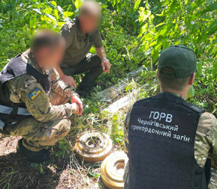 На Чернігівщині виявили схрон з російською зброєю