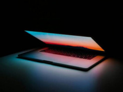 Apple готує сенсорний MacBook через зниження продажів iPad