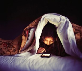 Ученые развенчали популярные заблуждения о вреде гаджетов