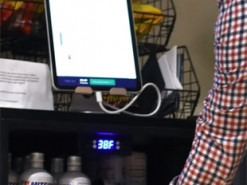 ШІ довірили керувати справжнім магазином. Вийшло погано – шалені знижки та криза особистості