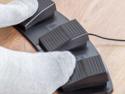 Японський USB-пристрій дозволяє друкувати ногами