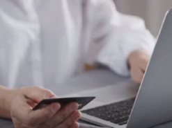 В НБУ попередили, як убезпечити себе від карткових шахраїв