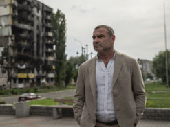 Зірка "Людей Ікс" Лієв Шрайбер відреагував на звільнення Херсона від російських окупантів