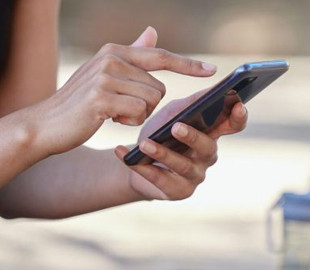 Робіть це зі своїм смартфоном щодня: вбереже від хакерів