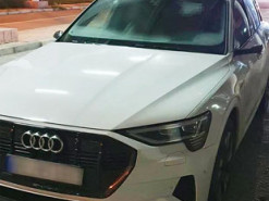 В Германии украли необычный электрокар: его везли своим ходом в Восточную Европу