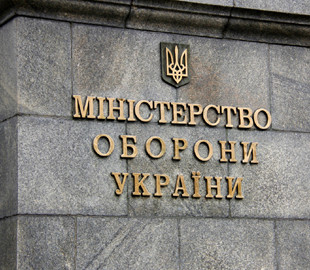 Міноборони: Усіх військових на фронті забезпечили зимовою формою