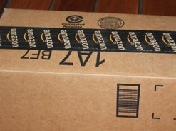 Amazon инвестировала в стартапы, а затем копировала их продукты - WSJ