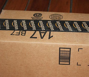 Amazon инвестировала в стартапы, а затем копировала их продукты - WSJ