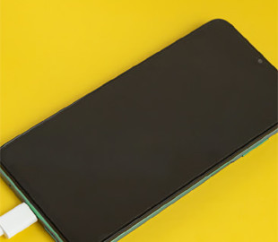 Що потрібно вимкнути, щоб не підзаряджати смартфон щодня