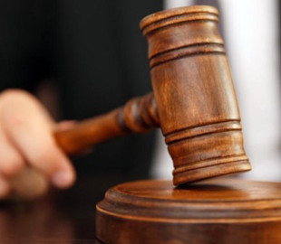 Суд оштрафував водія електросамоката за наїзд на дитину у центрі Львова