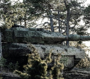 Міноборони України вже тестує накидки, які роблять бійців та техніку невидимими у тепловізорі