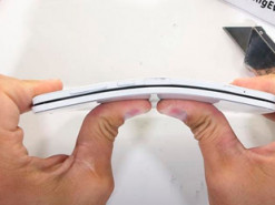 Протестирована прочность смартфона Microsoft Surface Duo