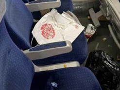 Вагон "Интерсити" превратили в "помойку": фото возмутили украинцев