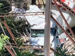 Навигатор обманул водителя грузовика, и тот упал в реку