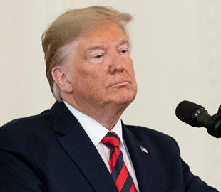 Копирование постов Трампа выявило двойные стандарты Facebook