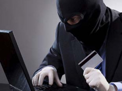 Житомирянка втратила 15 тисяч грн, намагаючись отримати виплату за відключення світла