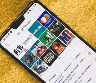 Google обновляет фирменное приложение для подкастов