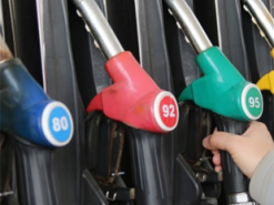 Не купуйте талони через інтернет: на Тернопільщині жінка перерахувала шахраю кошти за пальне