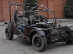 Криворізький розробник вантажного електромобіля під час війни виготовляє бойові багі