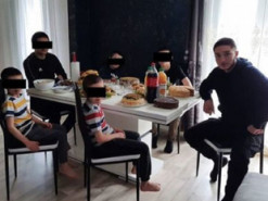 Фото палача французского учителя нашли в сети