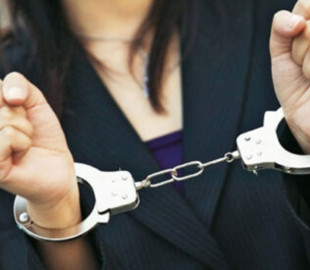 Мешканка Київщини “розвела” понад 80 осіб на схемі із “дешевим пальним”