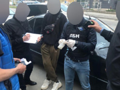 Двоє тернополян продавали через Телеграм амфетамін та галюциногенні гриби