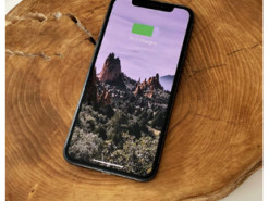 Як зарядити смартфон без проводів і не "вбити" батарею